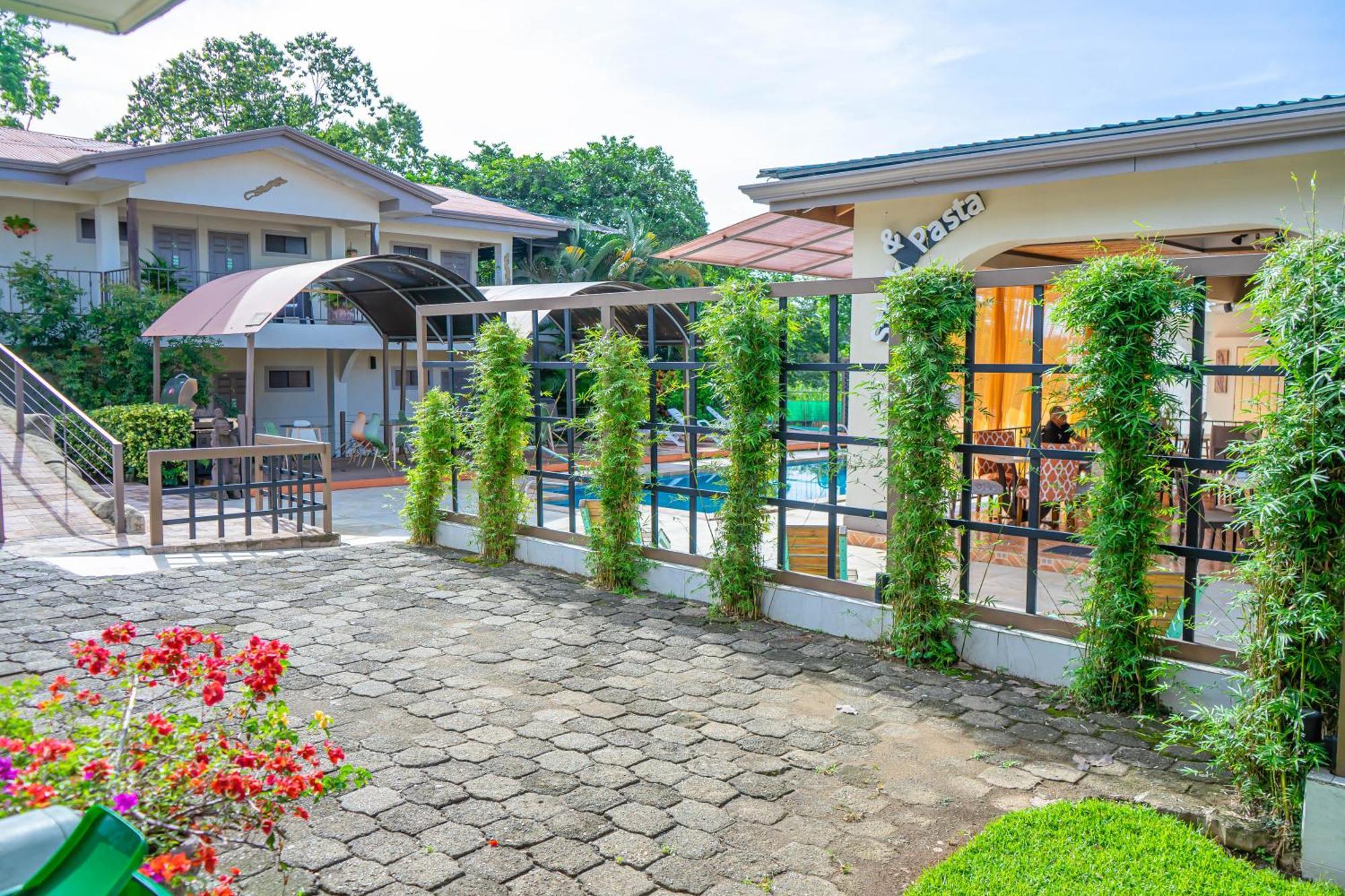Hotel Zima San Isidro De El General Exterior photo